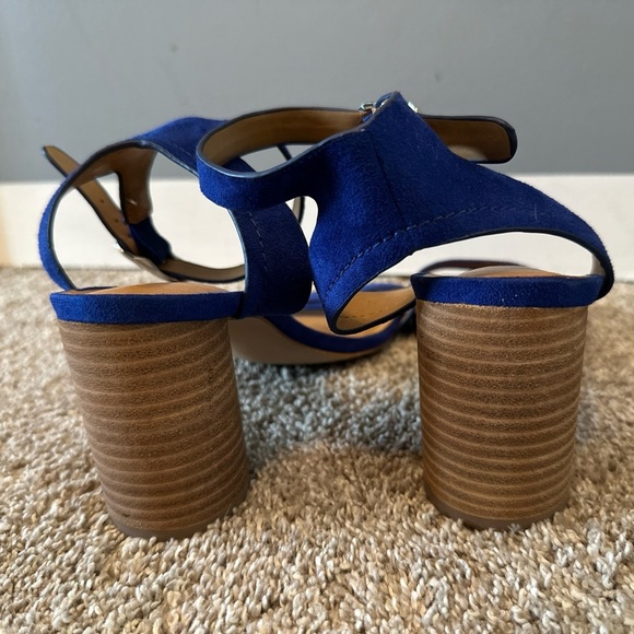 Nine West - Blue Heels With Elegant Suede Design (Size 8.5) - Picture 7 of 13